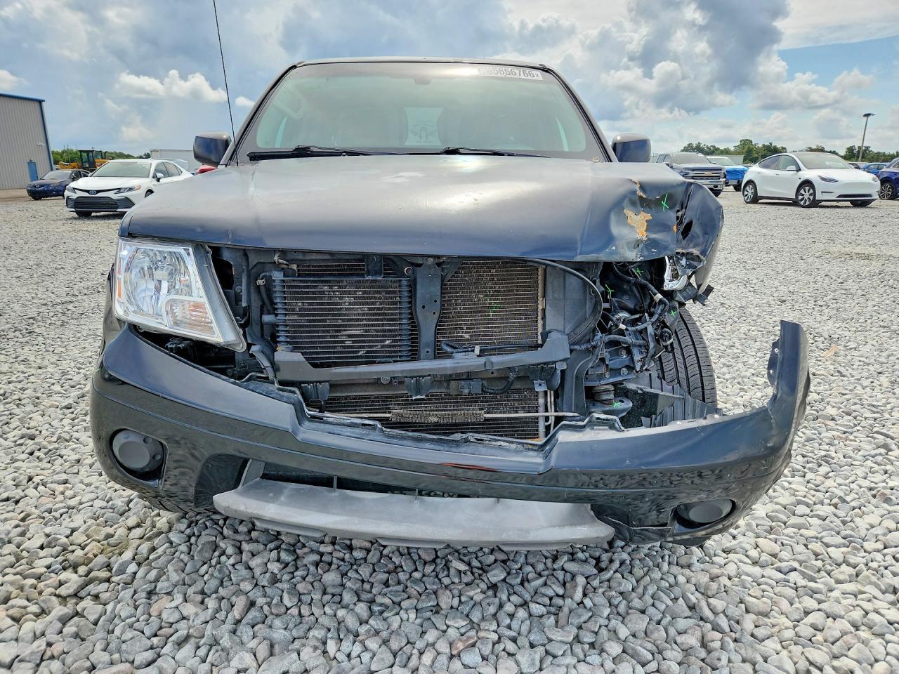 2019 Nissan Frontier Sv - Image 5