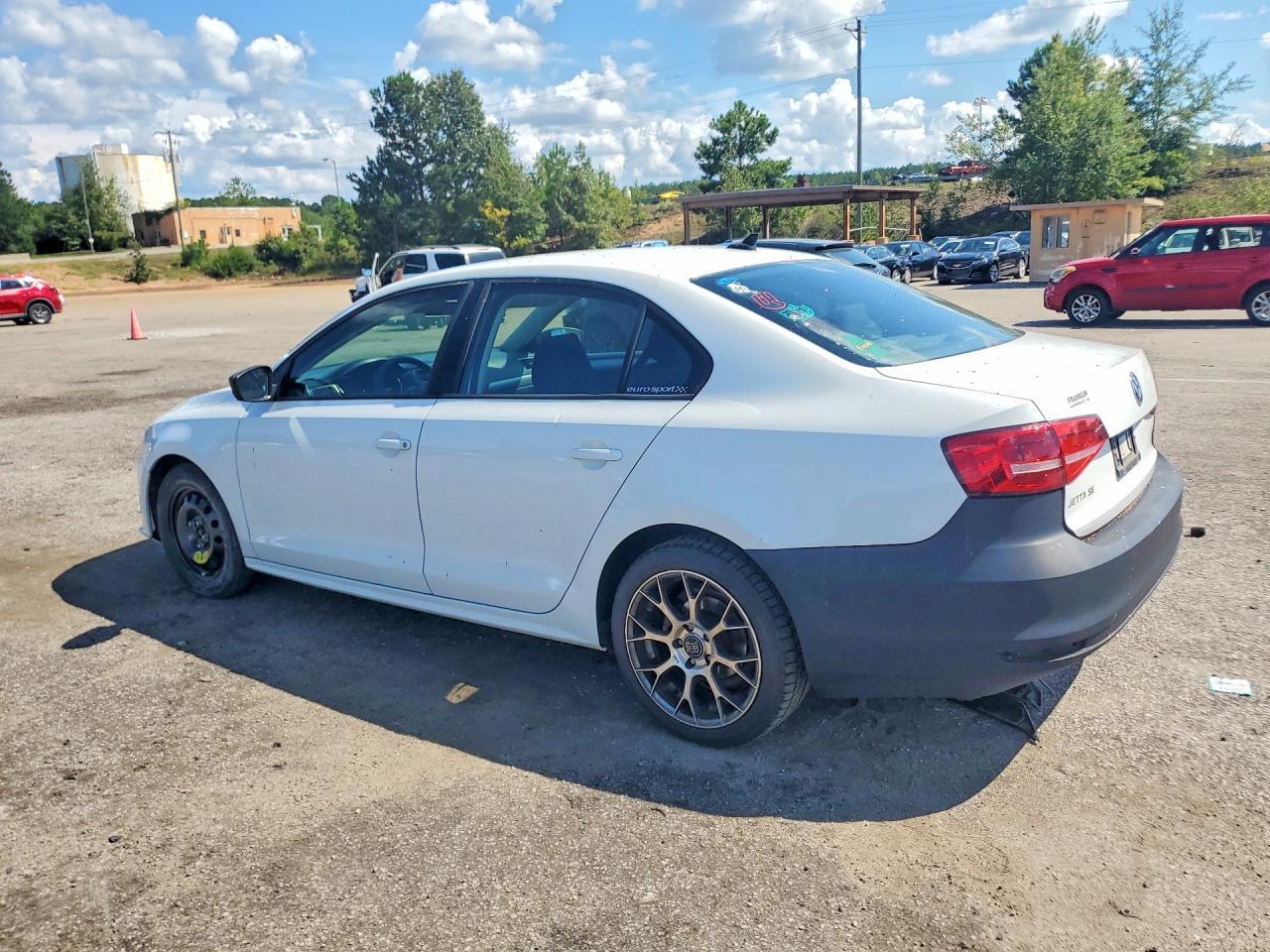 2015 Volkswagen Jetta Se - Фото 2