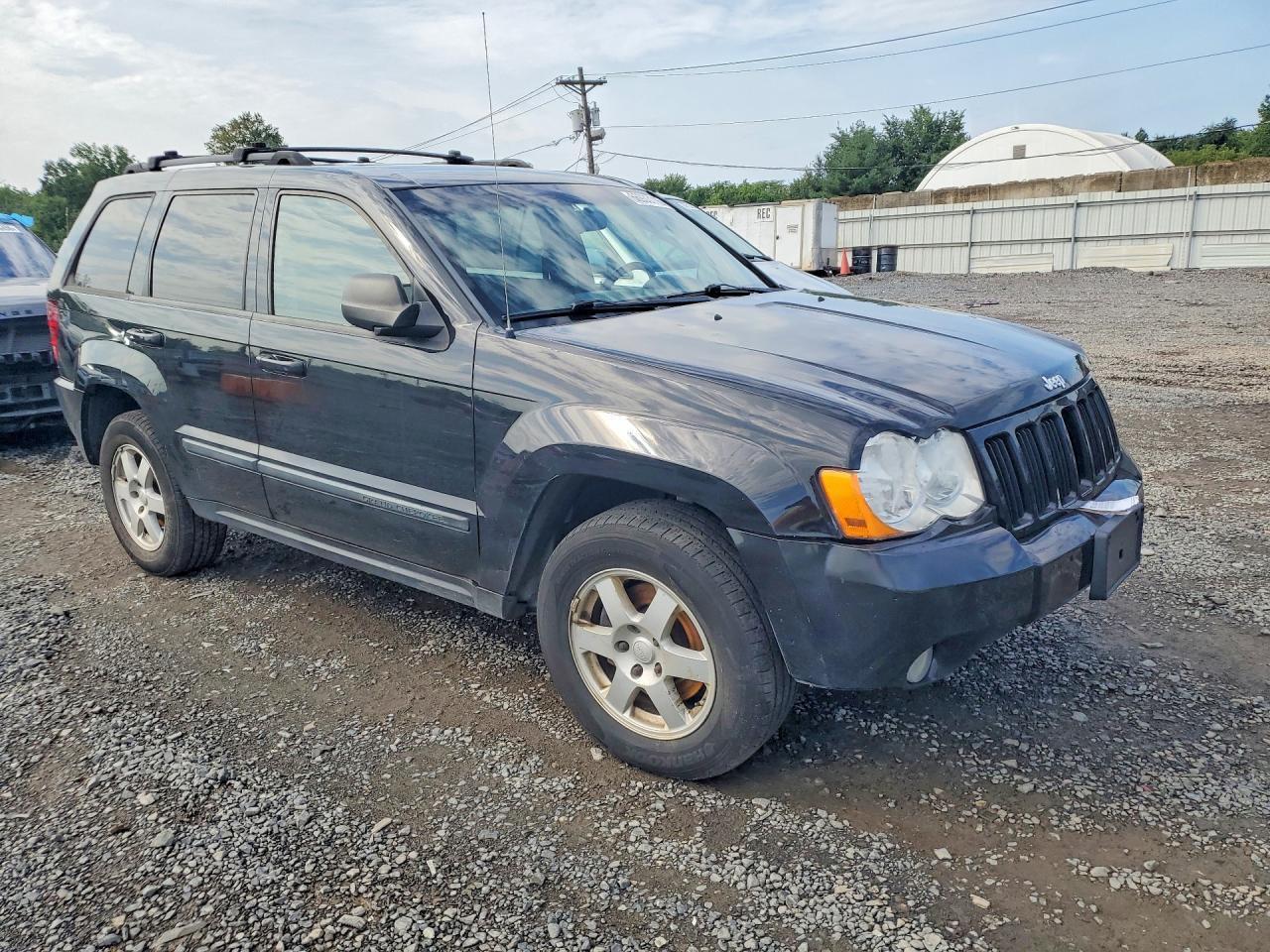 2008 Jeep Grand Cherokee Laredo - Image 4