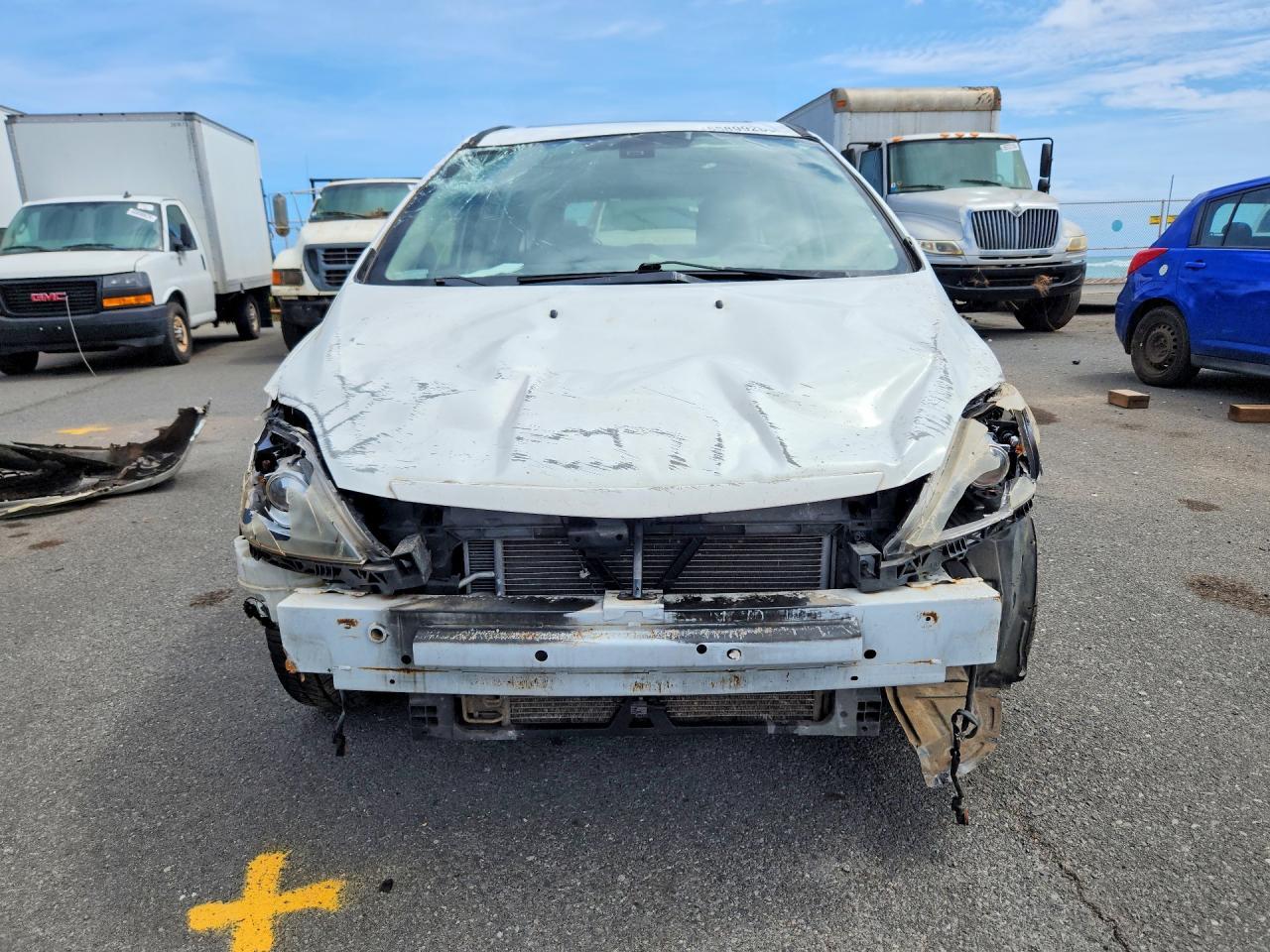 2009 Mazda 5 - Image 5