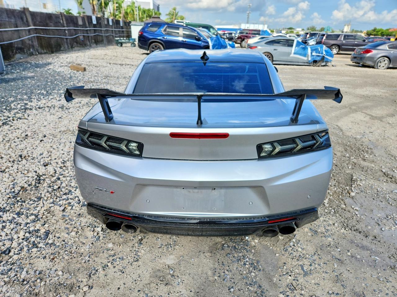 2017 Chevrolet Camaro Zl1 - Image 6