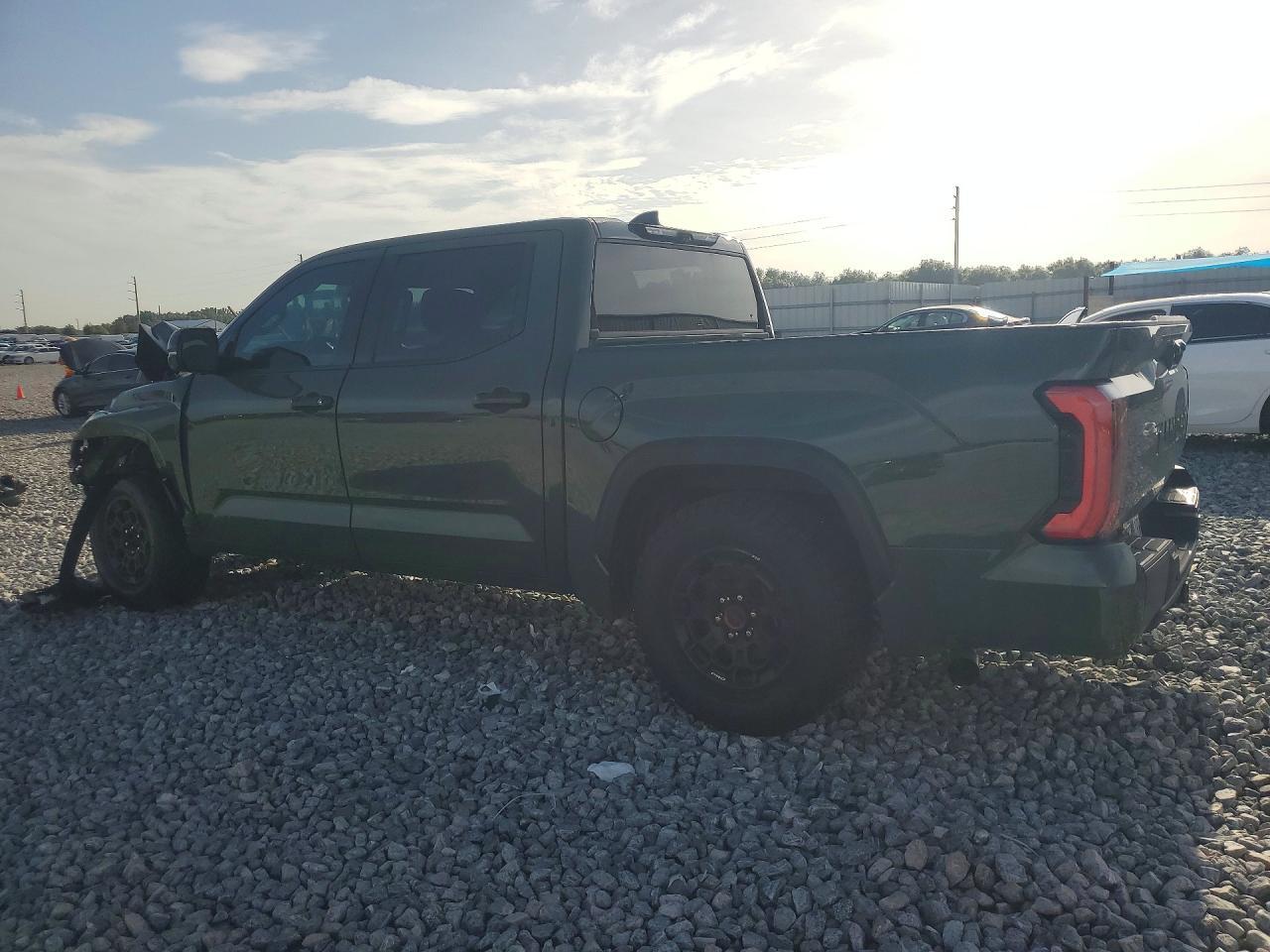 2022 Toyota Tundra Crewmax Limited - Image 2
