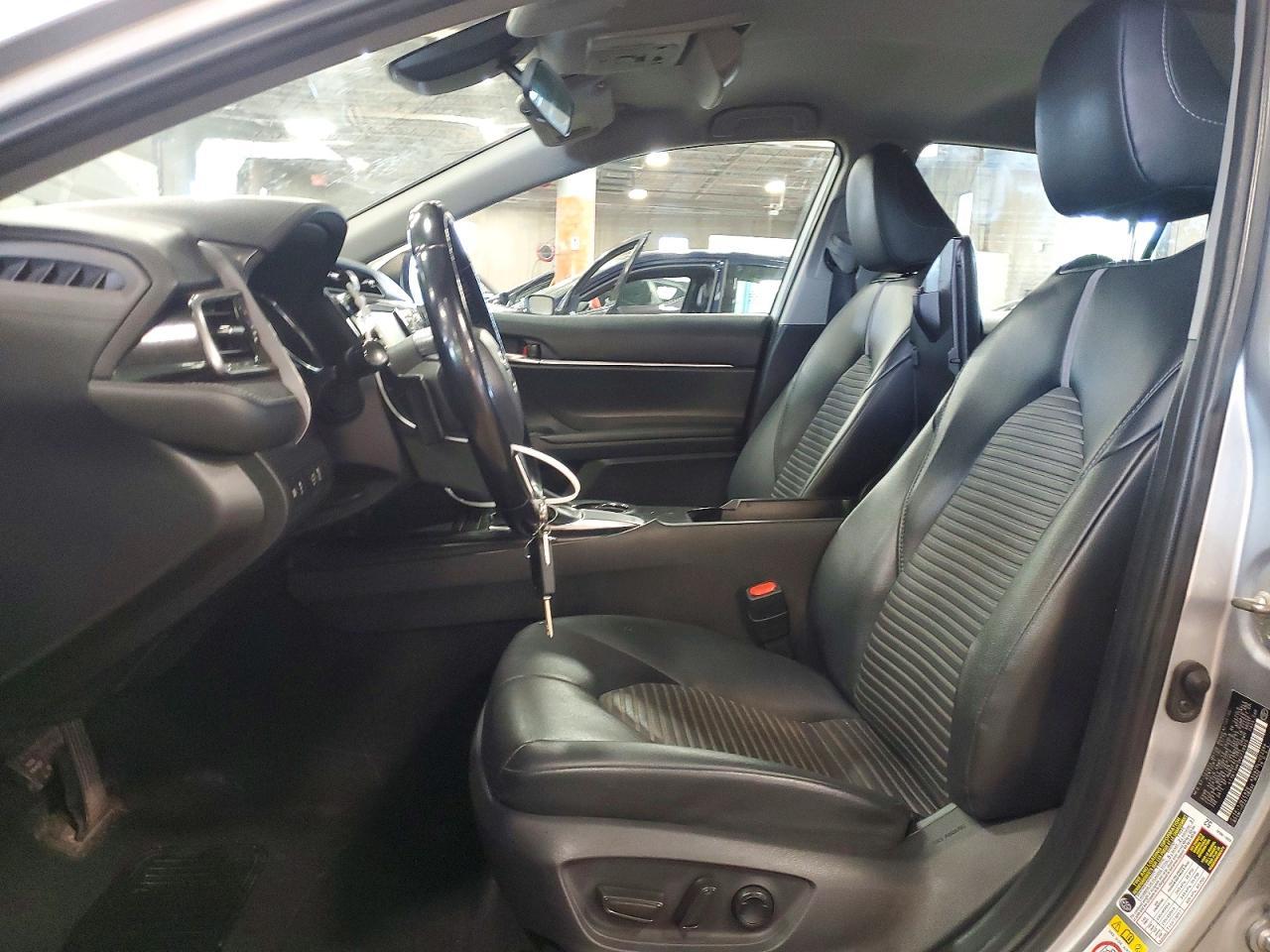 2019 Toyota Camry Se - Image 7
