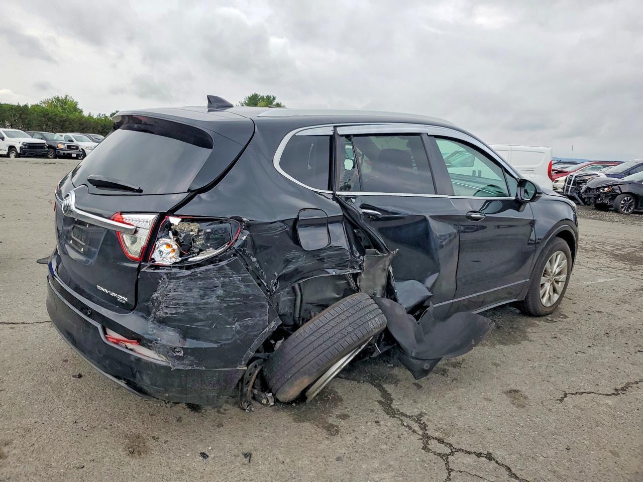 2018 Buick Envision Essence - Image 3