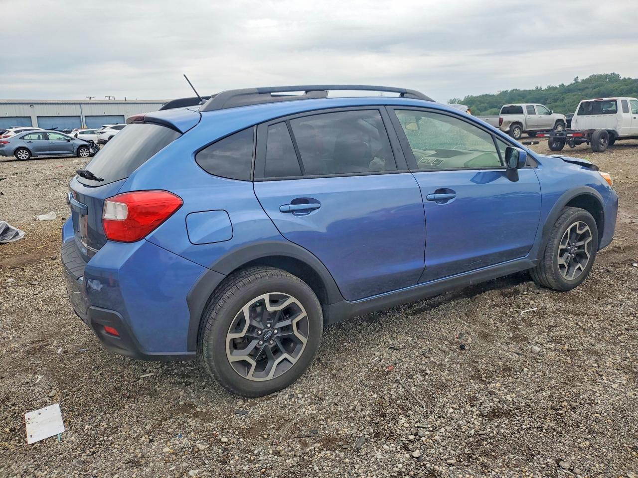2017 Subaru Crosstrek Premium - Фото 3