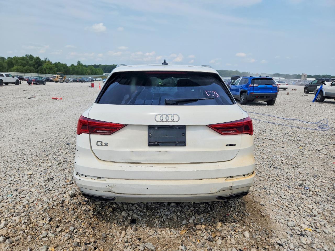 2019 Audi Q3 Premium - Фото 6