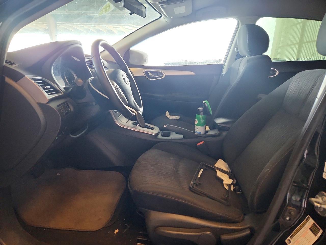 2015 Nissan Sentra - Image 7