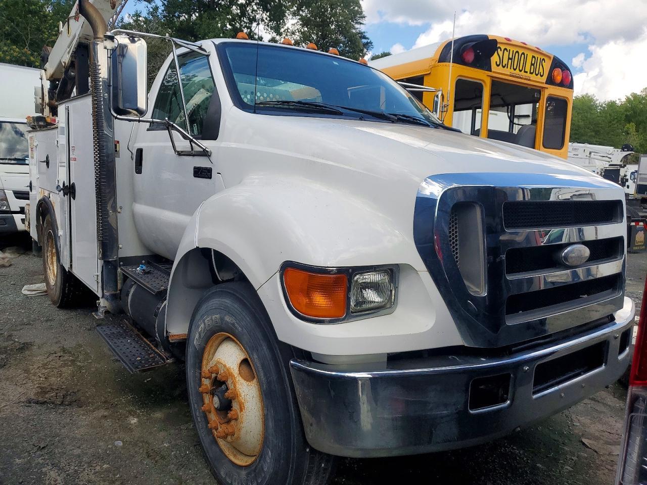 2007 Ford F750 Super Duty