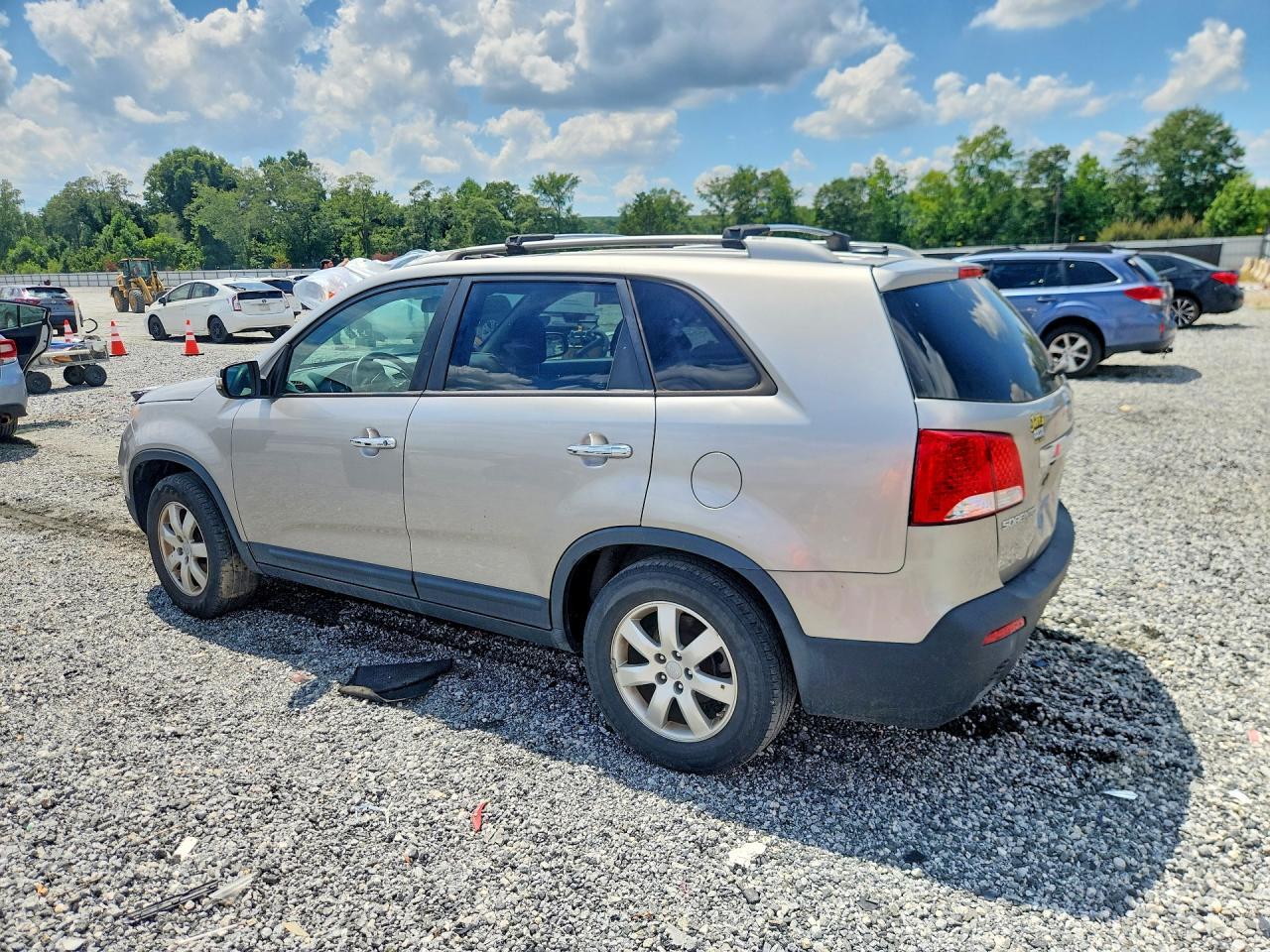 2013 Kia Sorento Lx - Фото 2