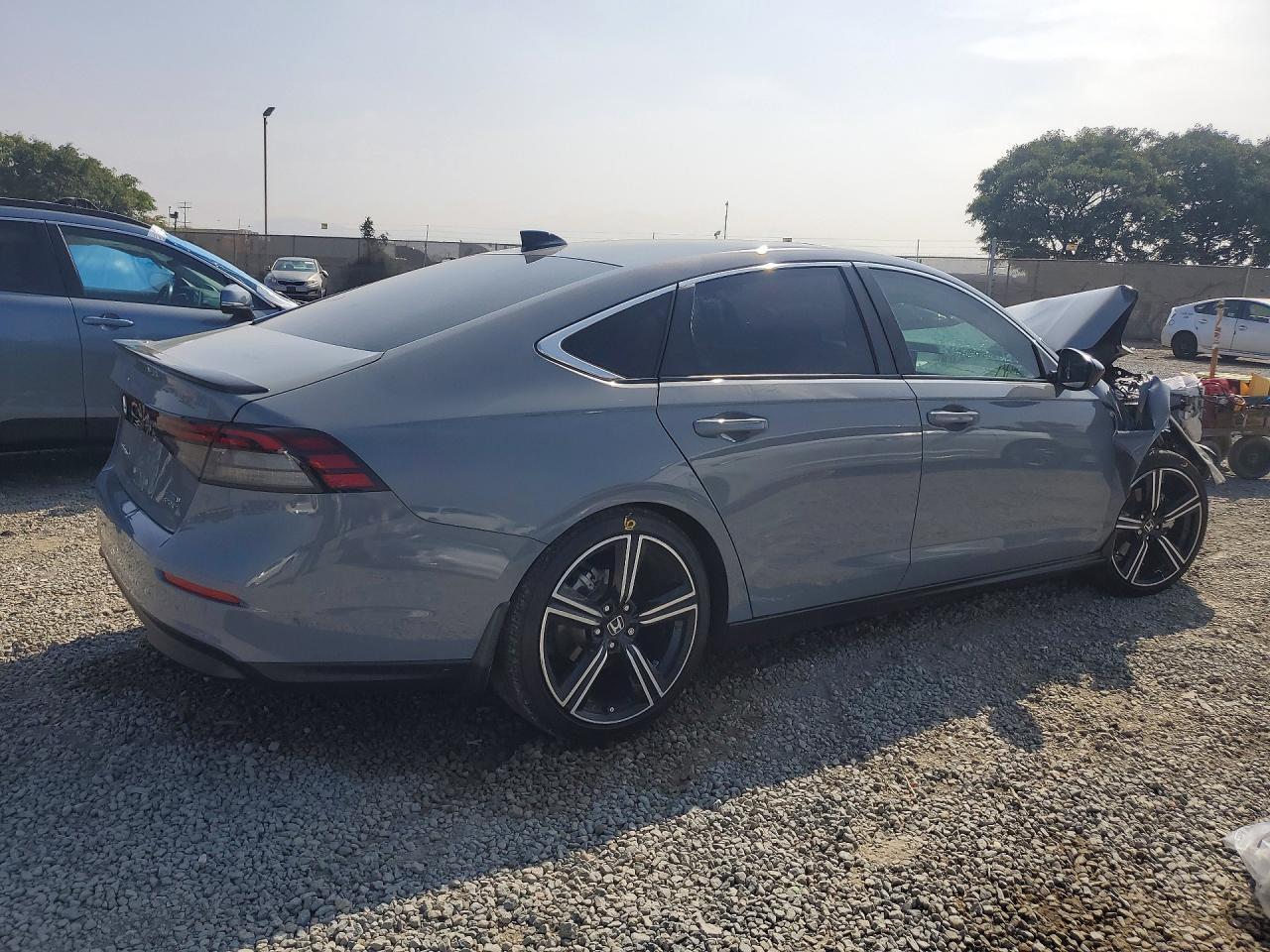 2025 Honda Accord Hybrid Sport - Фото 3