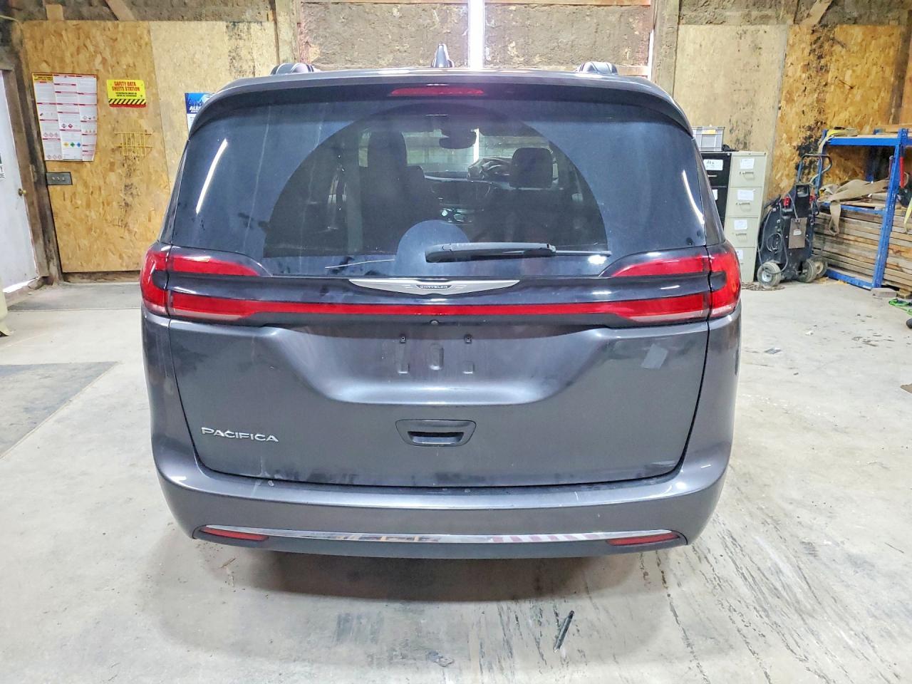 2022 Chrysler Pacifica Touring L - Фото 6
