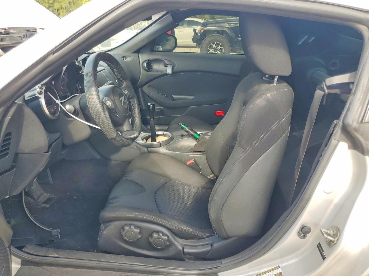 2015 Nissan 370Z Base - Фото 7