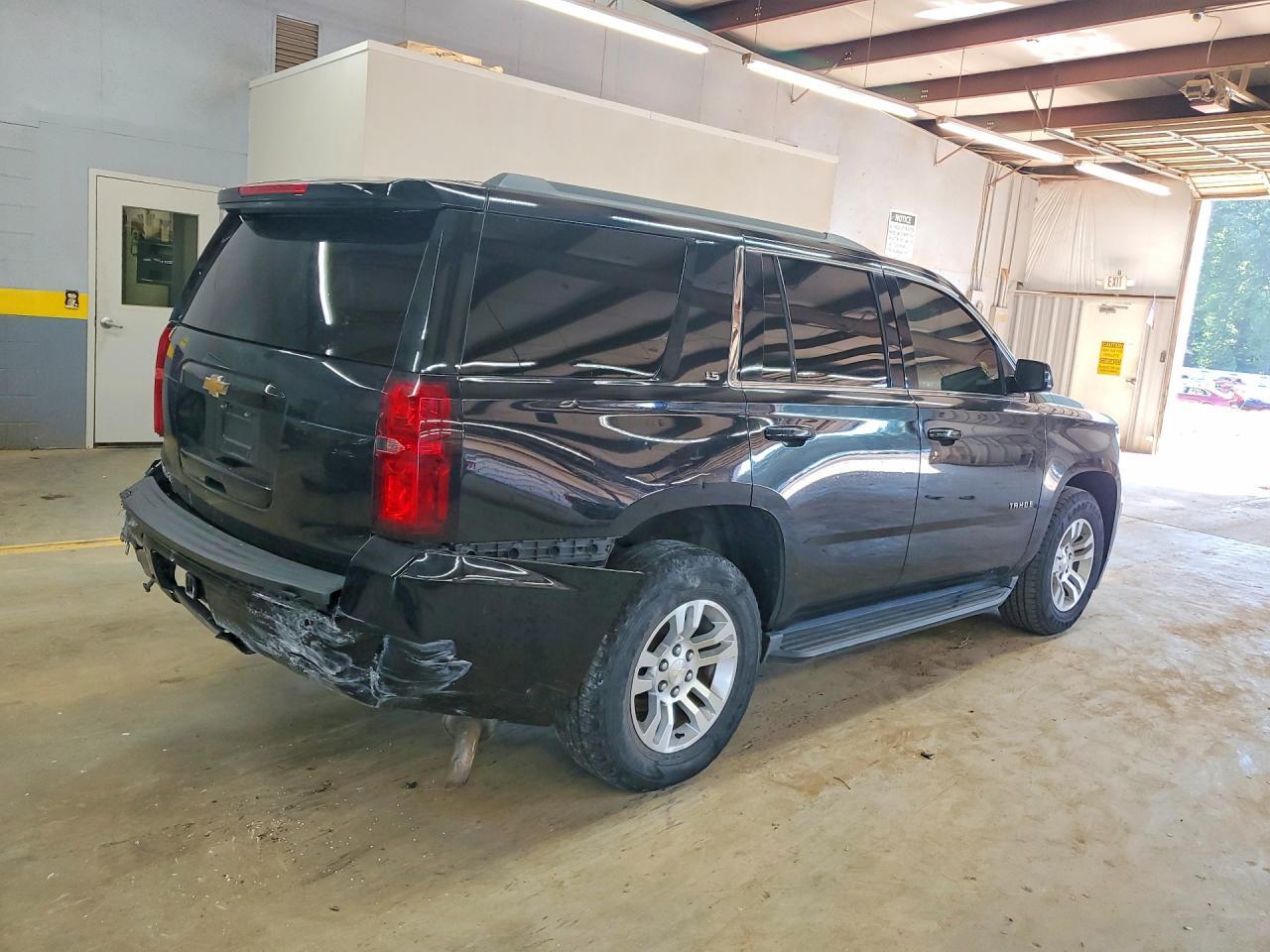 2016 Chevrolet Tahoe Ls - Фото 3