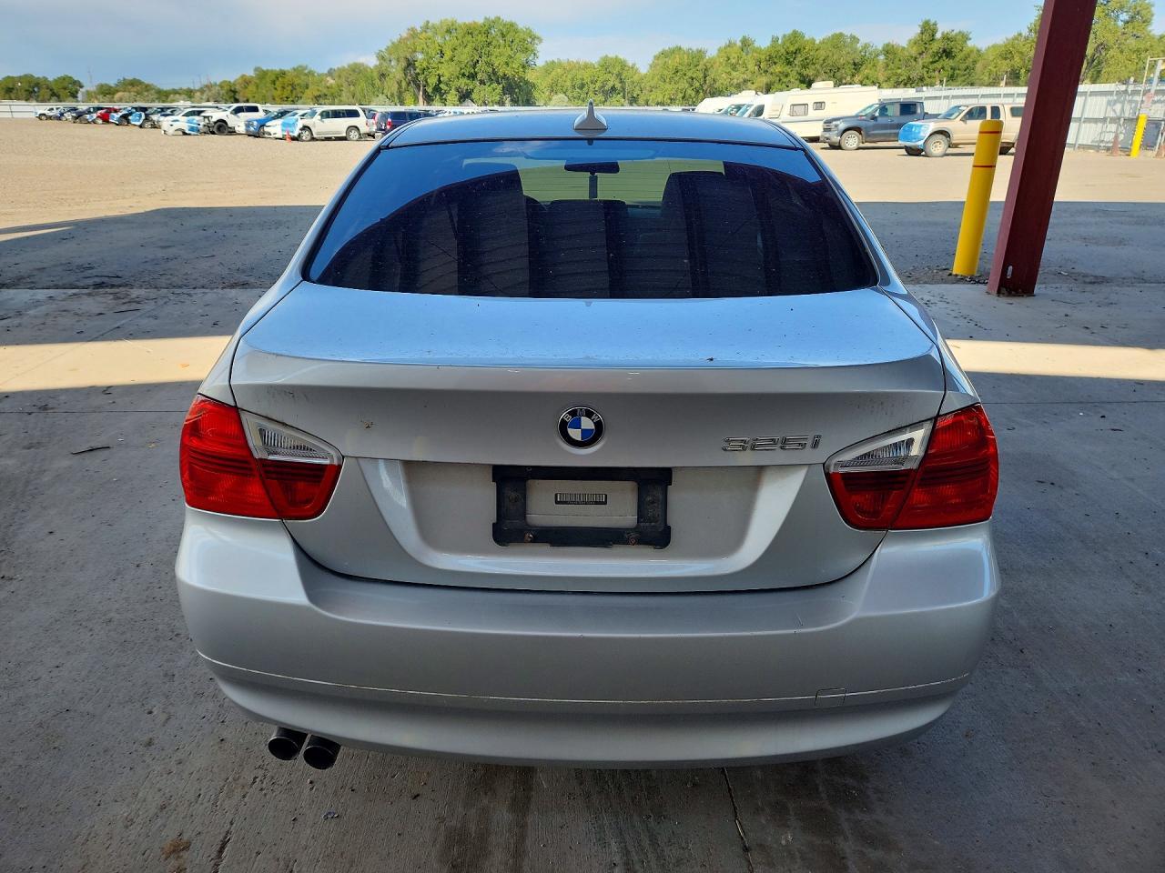 2006 BMW 325 I - Фото 6