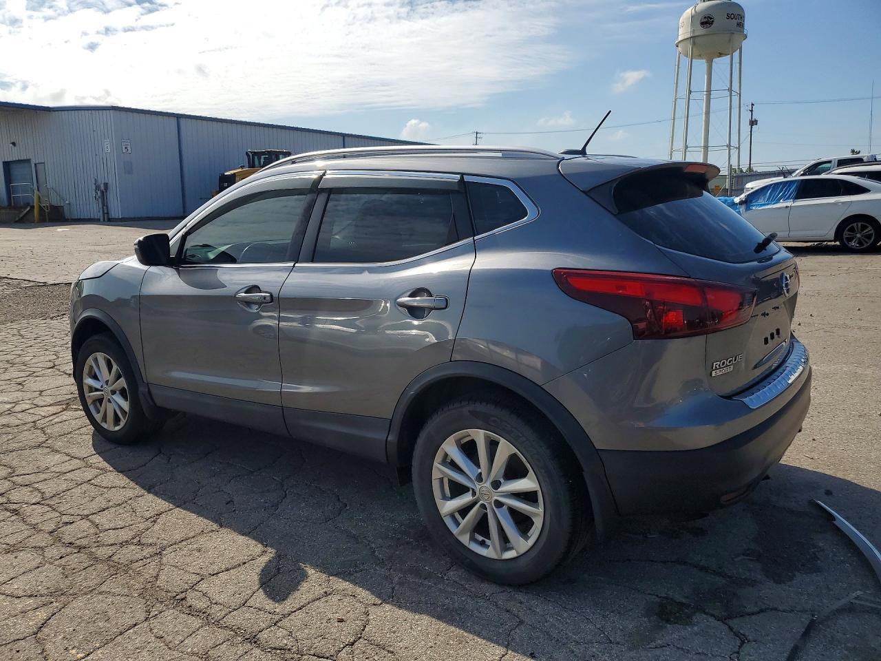 2018 Nissan Rogue Sport Awd Sv - Фото 2