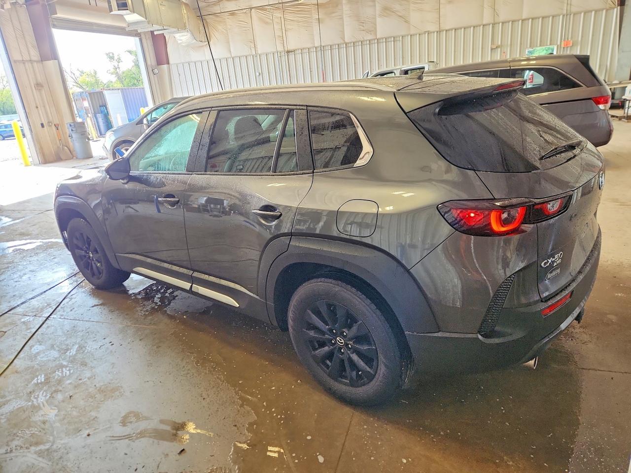 2025 Mazda Cx-50 Premium - Фото 2