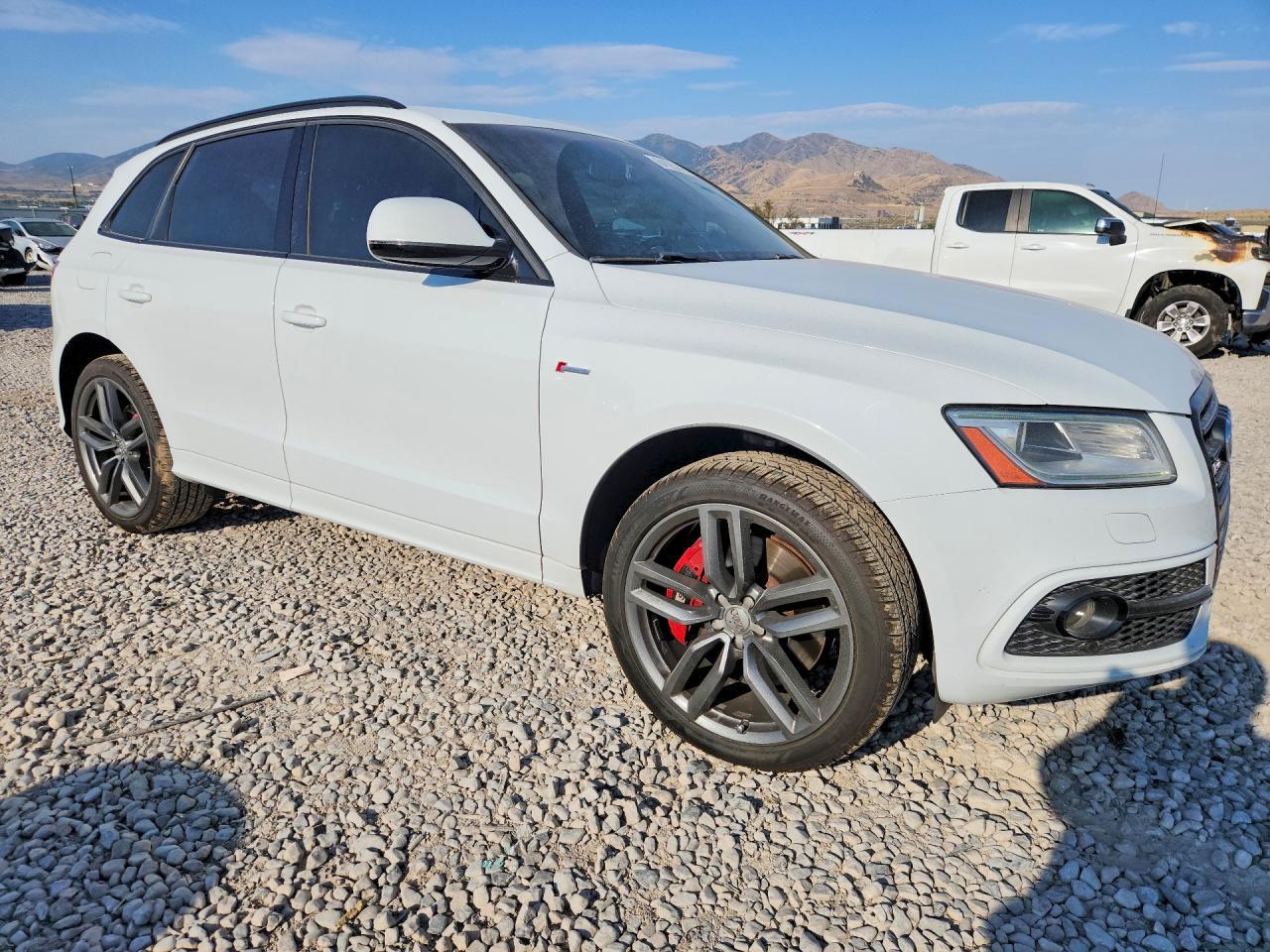 2016 Audi Sq5 Premium Plus - Image 4