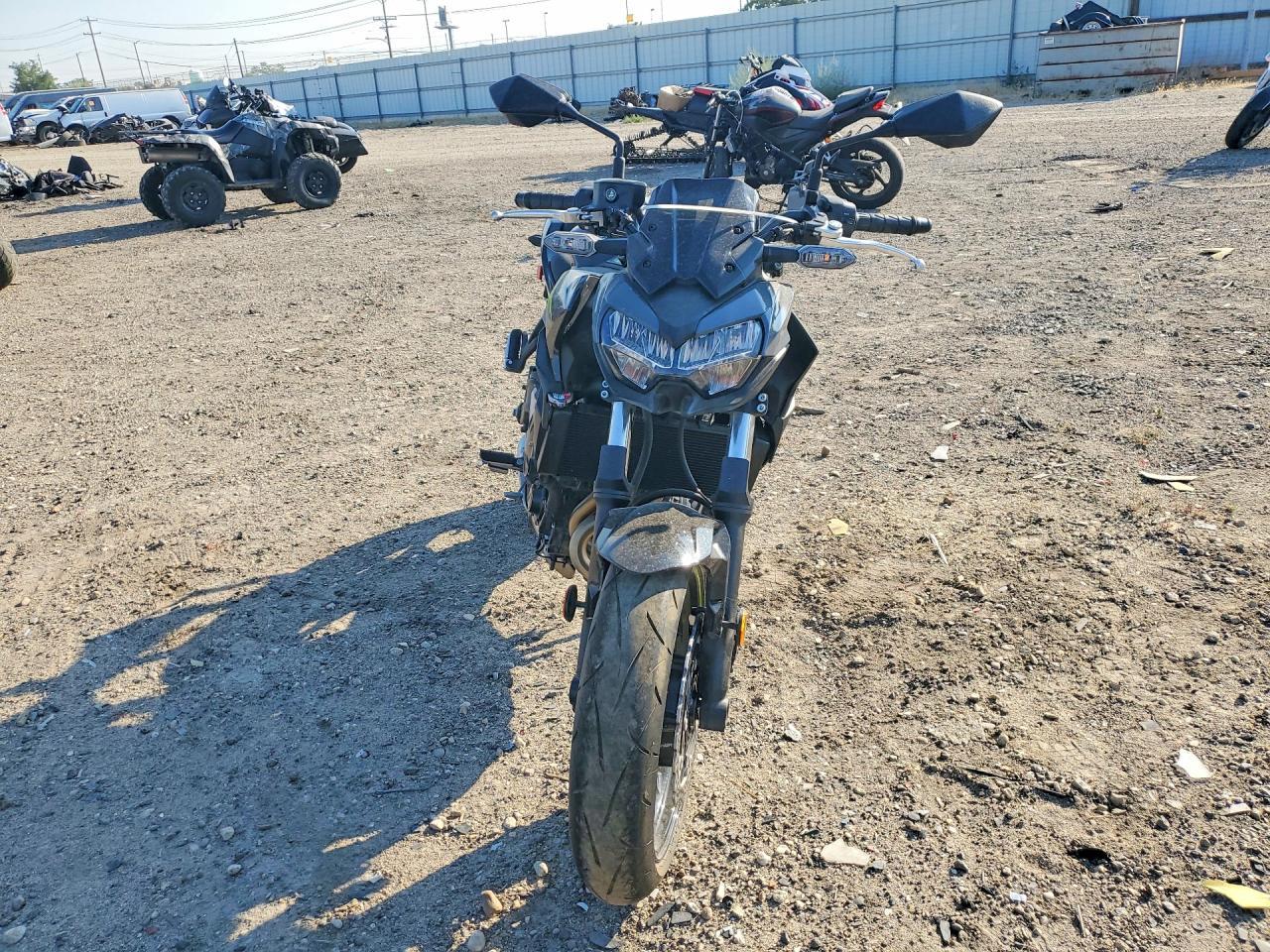 2024 Kawasaki Er650 P - Фото 2