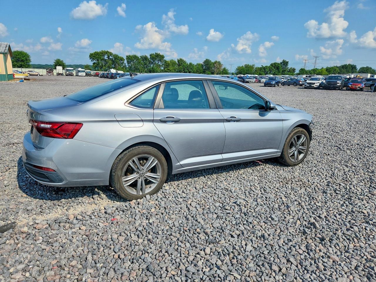 2024 Volkswagen Jetta Se - Фото 3