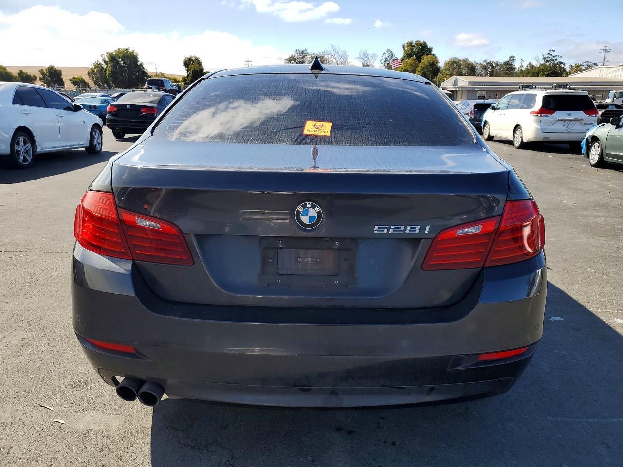 2016 BMW 528 I - Фото 6
