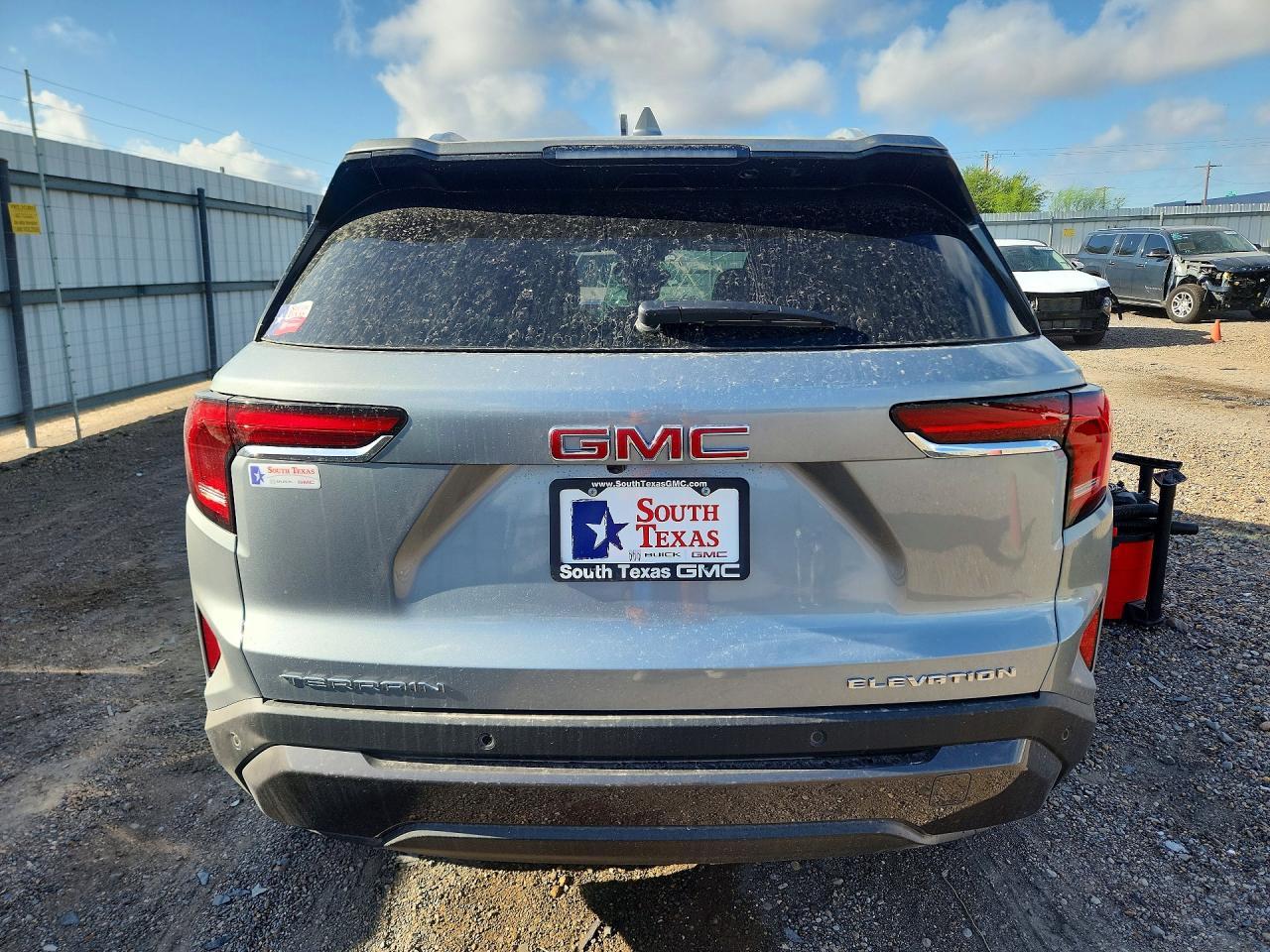 2026 GMC Terrain Elevation - Фото 6