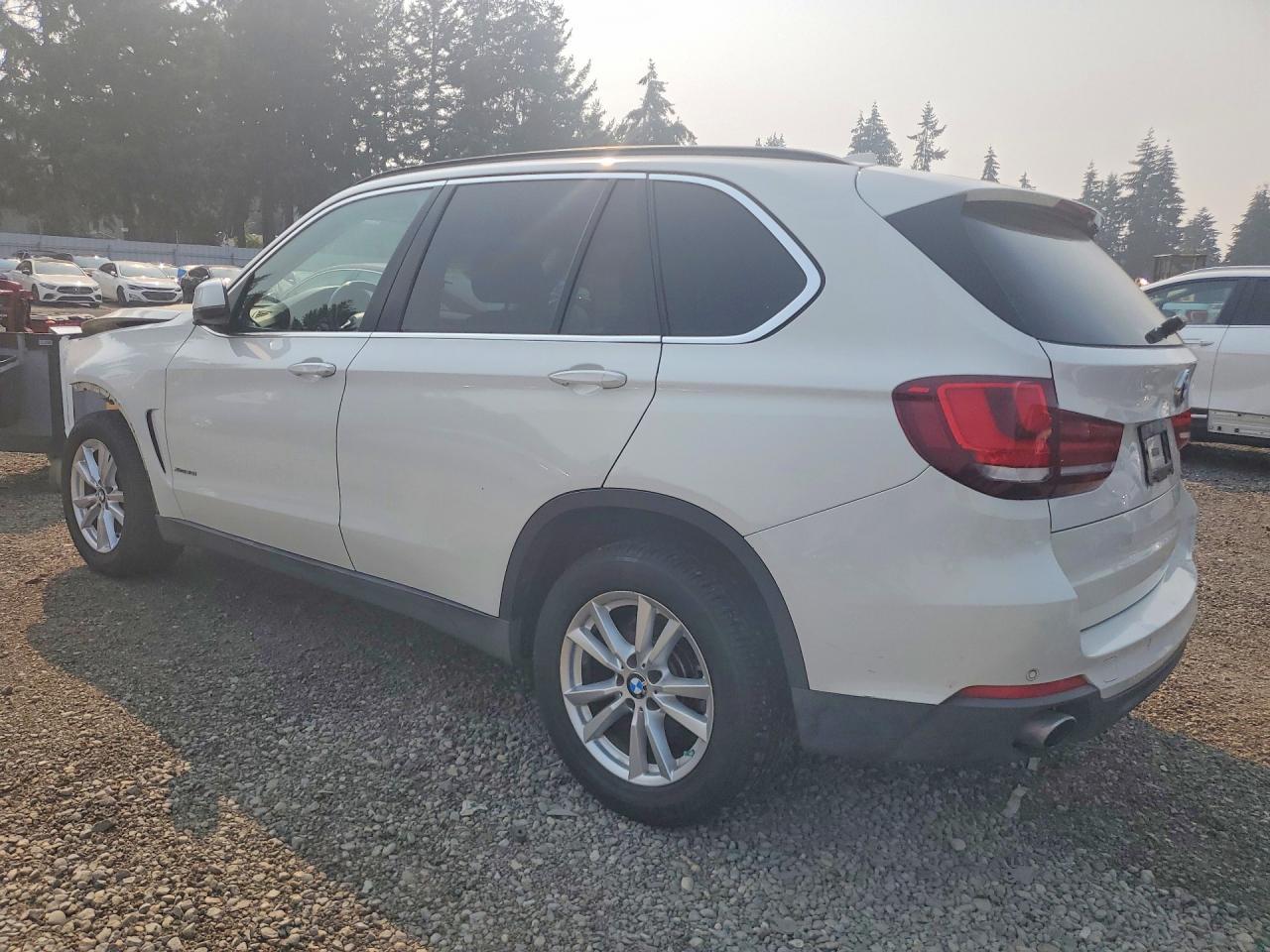 2015 BMW X5 xDrive35I - Фото 2