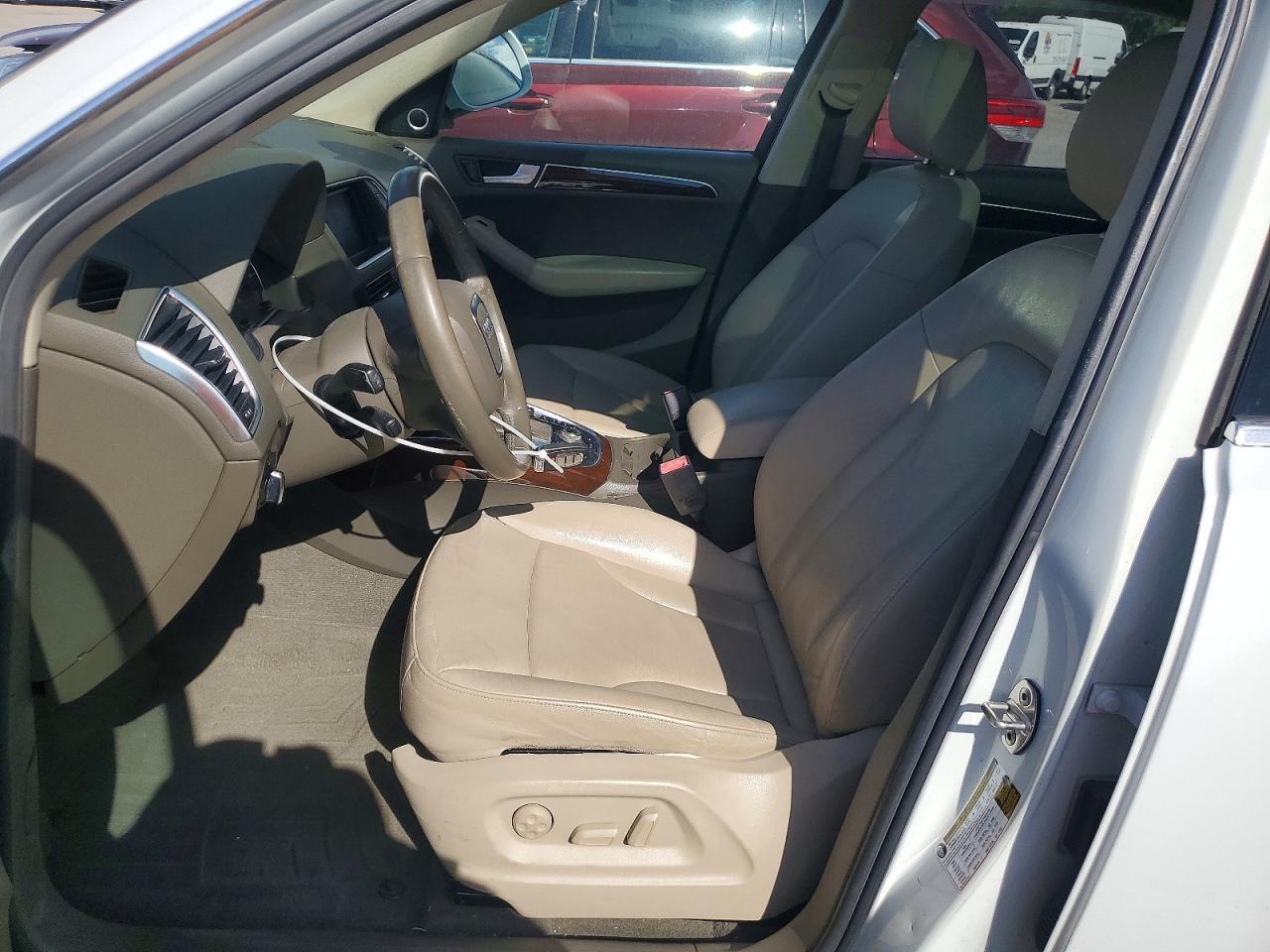 2012 Audi Q5 Premium Plus - Image 7