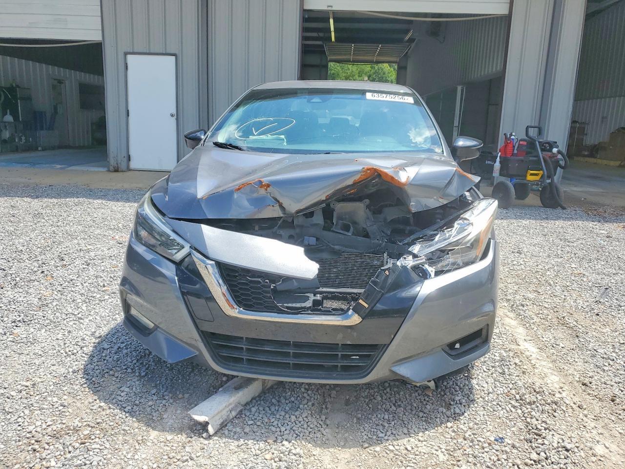 2020 Nissan Versa Sr - Фото 5