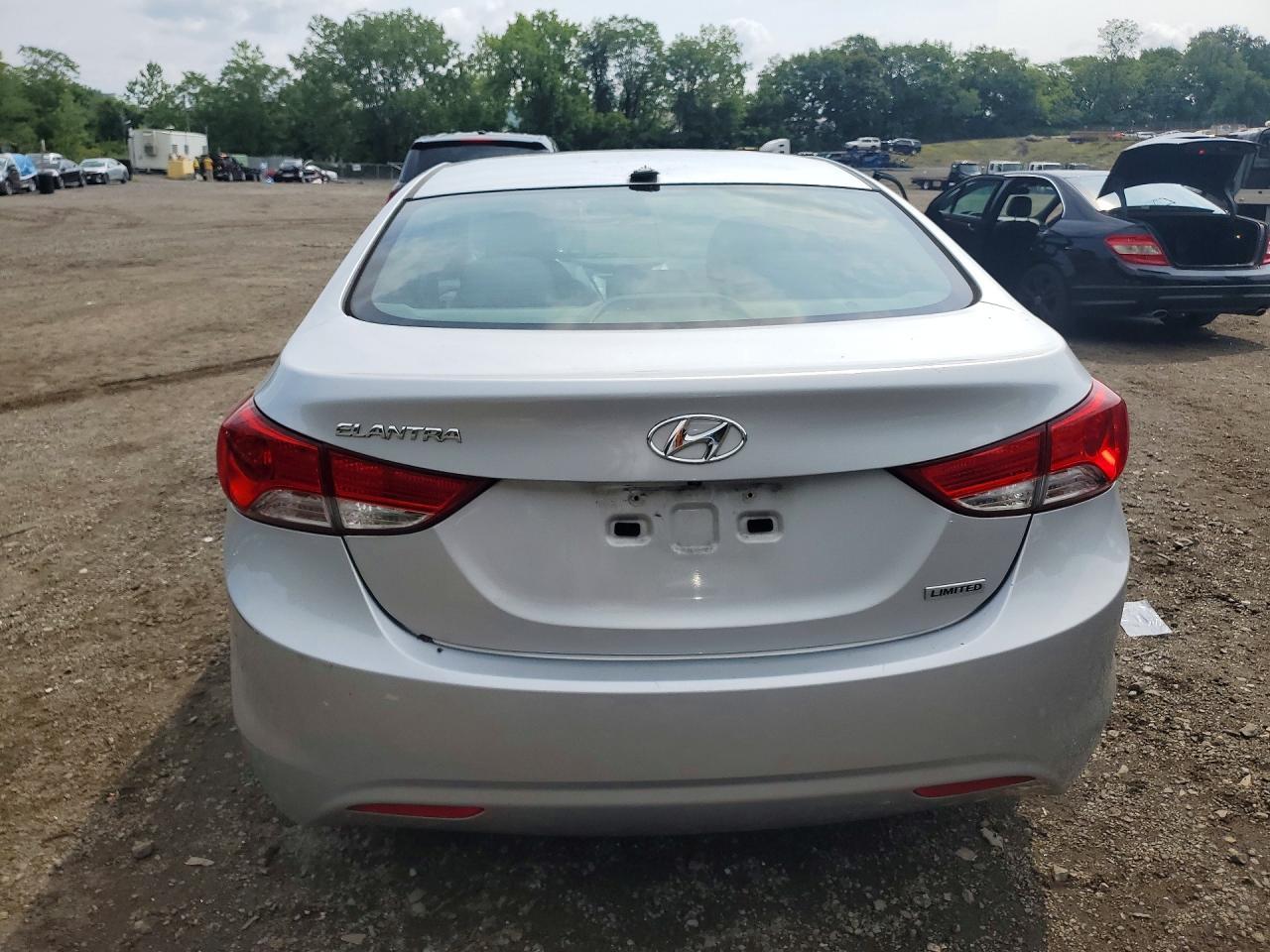 2013 Hyundai Elantra Limited - Фото 6