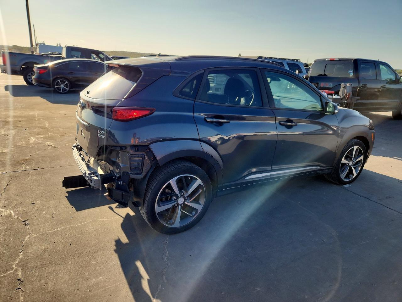 2018 Hyundai Kona Ultimate - Image 3