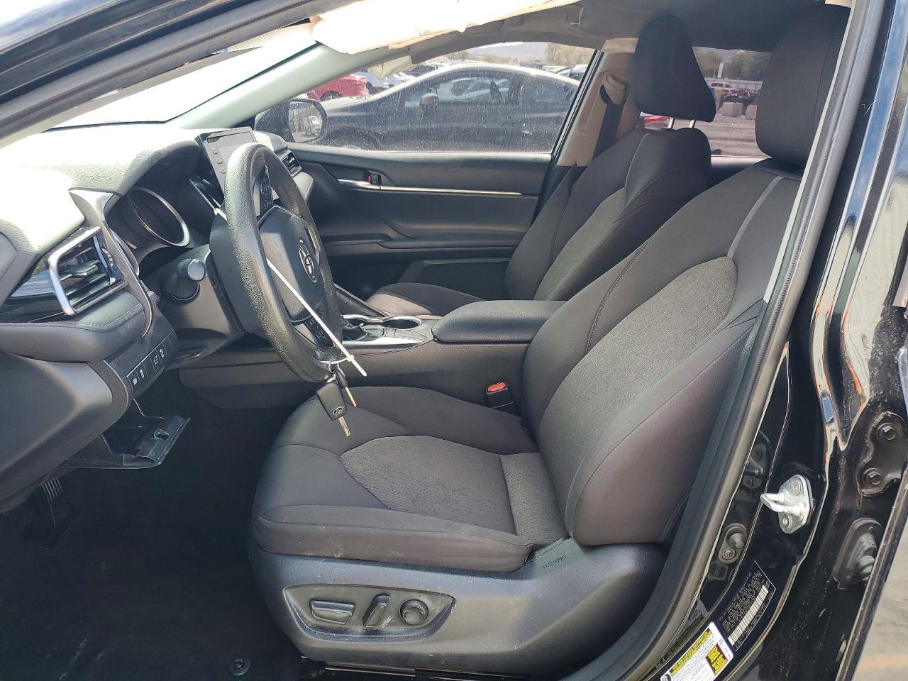 2023 Toyota Camry Le - Image 7