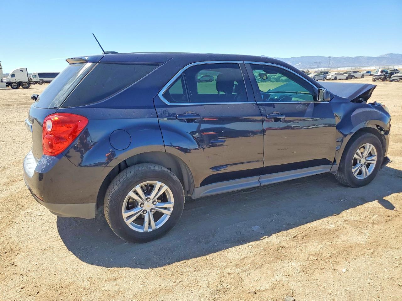 2015 Chevrolet Equinox Ls - Фото 3