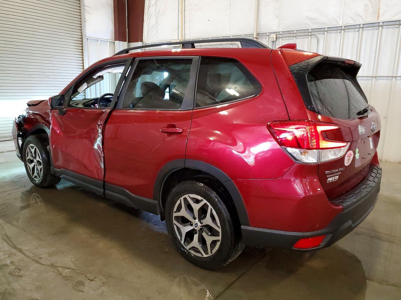 2020 Subaru Forester Premium - Image 2