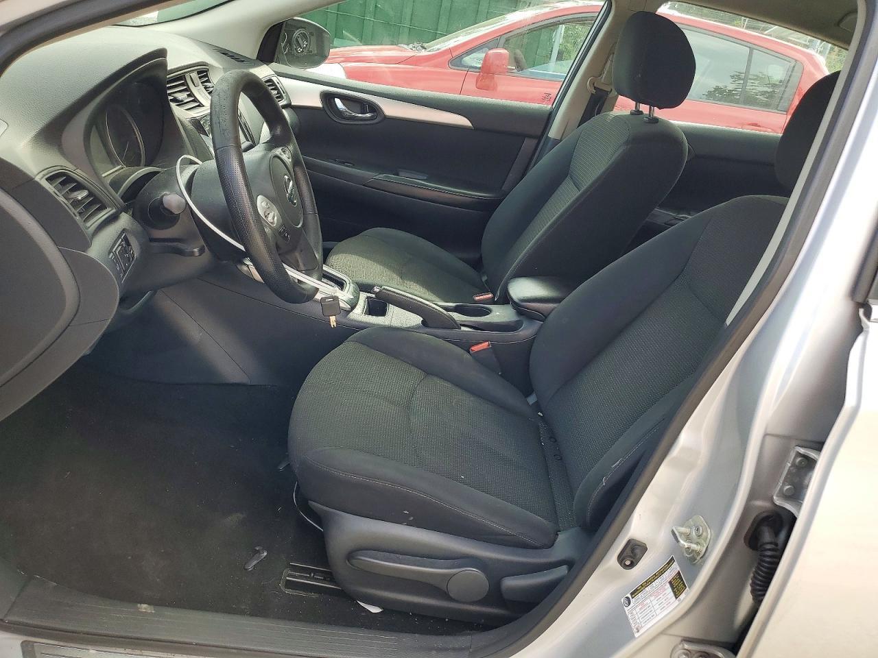 2019 Nissan Sentra S - Фото 7