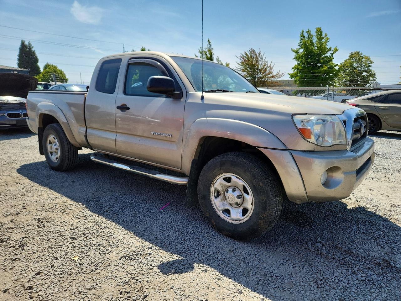 2006 Toyota Tacoma Prerunner Access Cab - Image 4