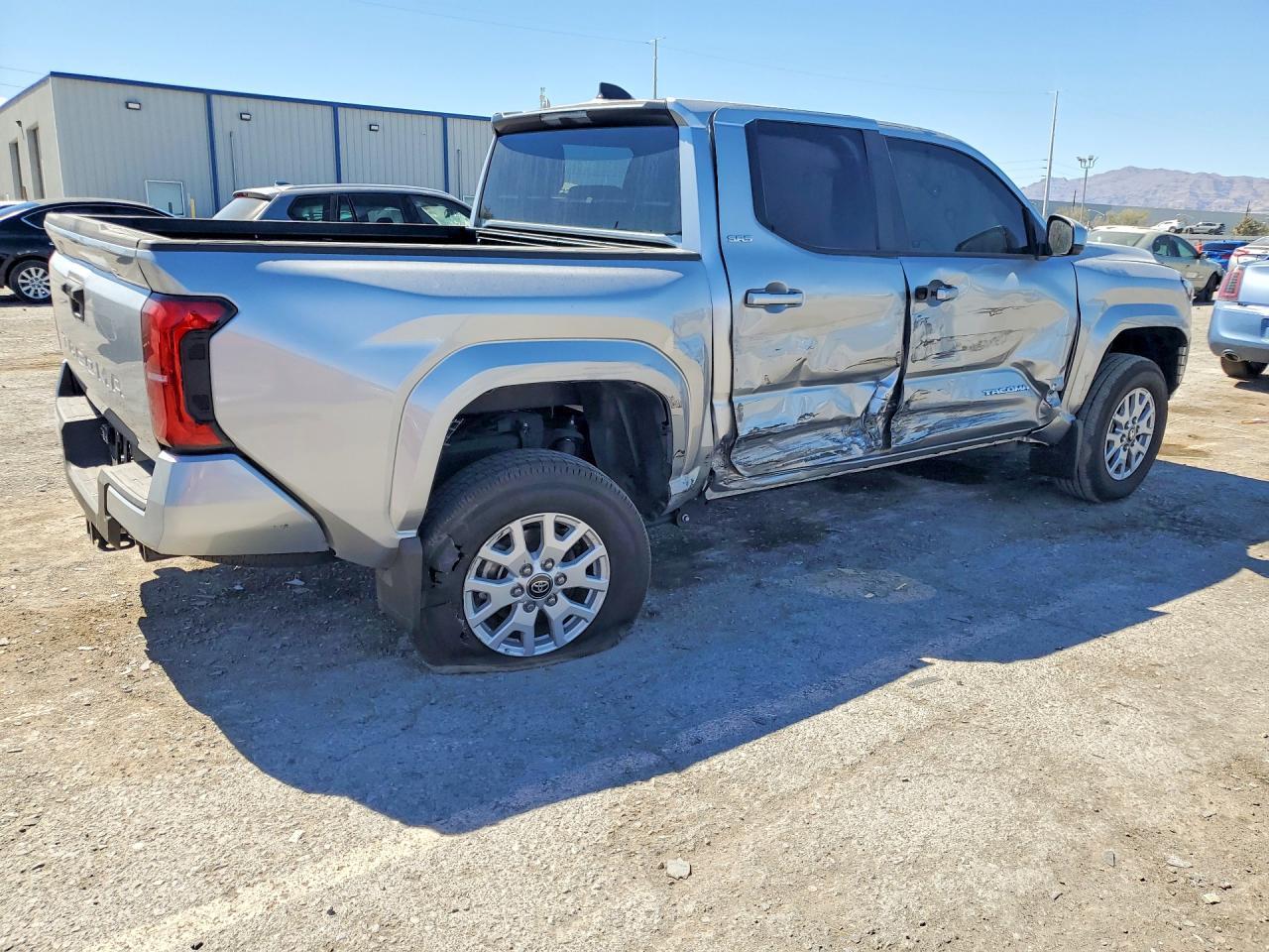 2025 Toyota Tacoma Sr5 - Фото 3
