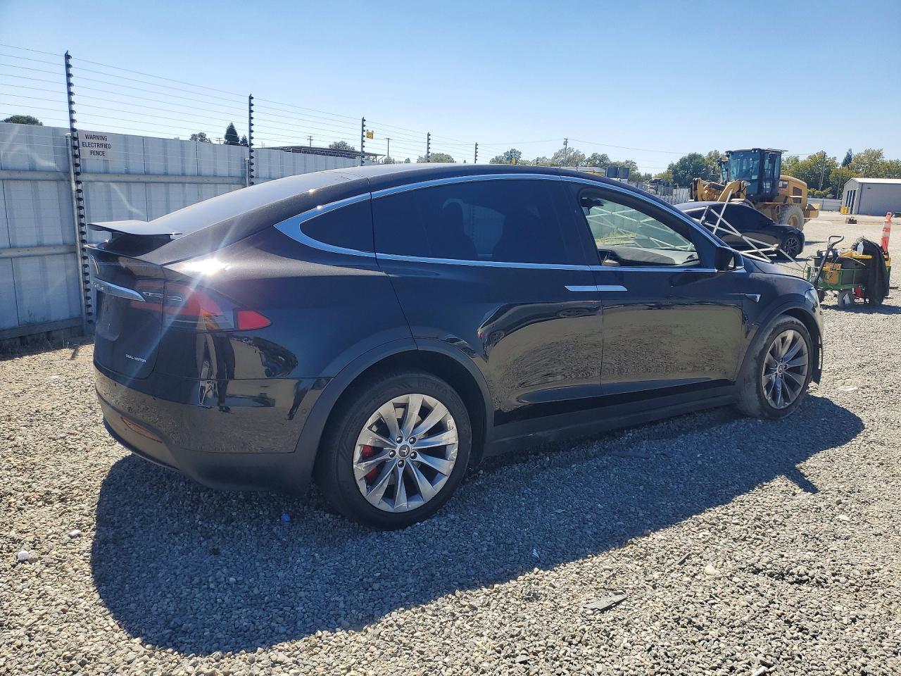 2017 Tesla Model X - Image 3