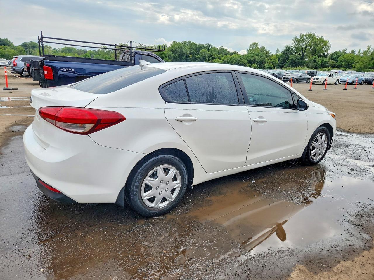 2017 Kia Forte Lx - Image 3