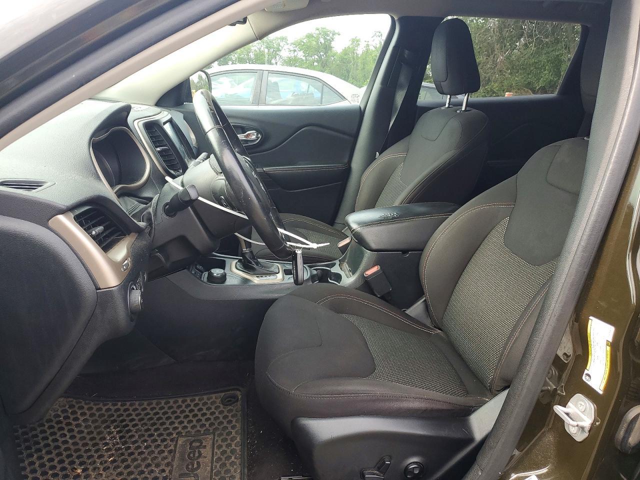 2016 Jeep Cherokee Latitude - Фото 7