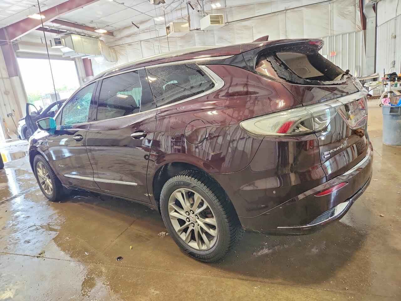 2023 Buick Enclave Avenir - Фото 2