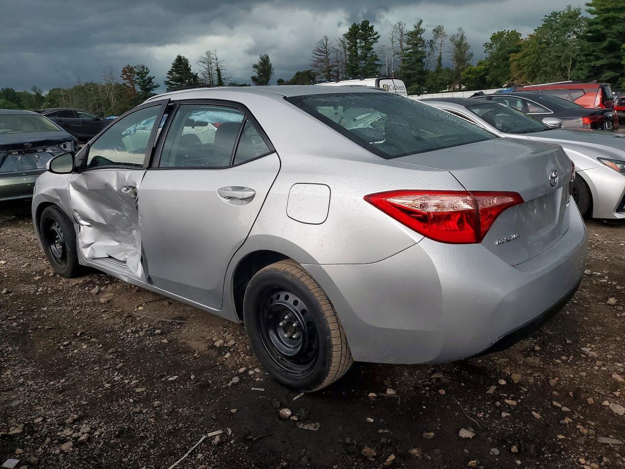 2019 Toyota Corolla Le - Image 2