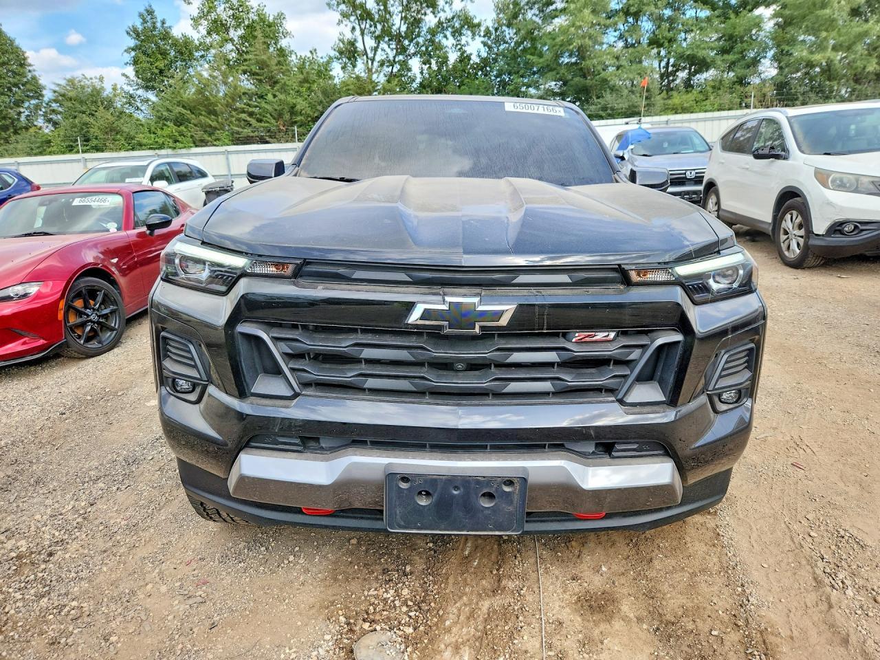 2025 Chevrolet Colorado Z71 - Image 5