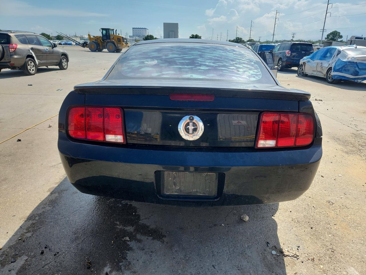 2008 Ford Mustang - Image 6