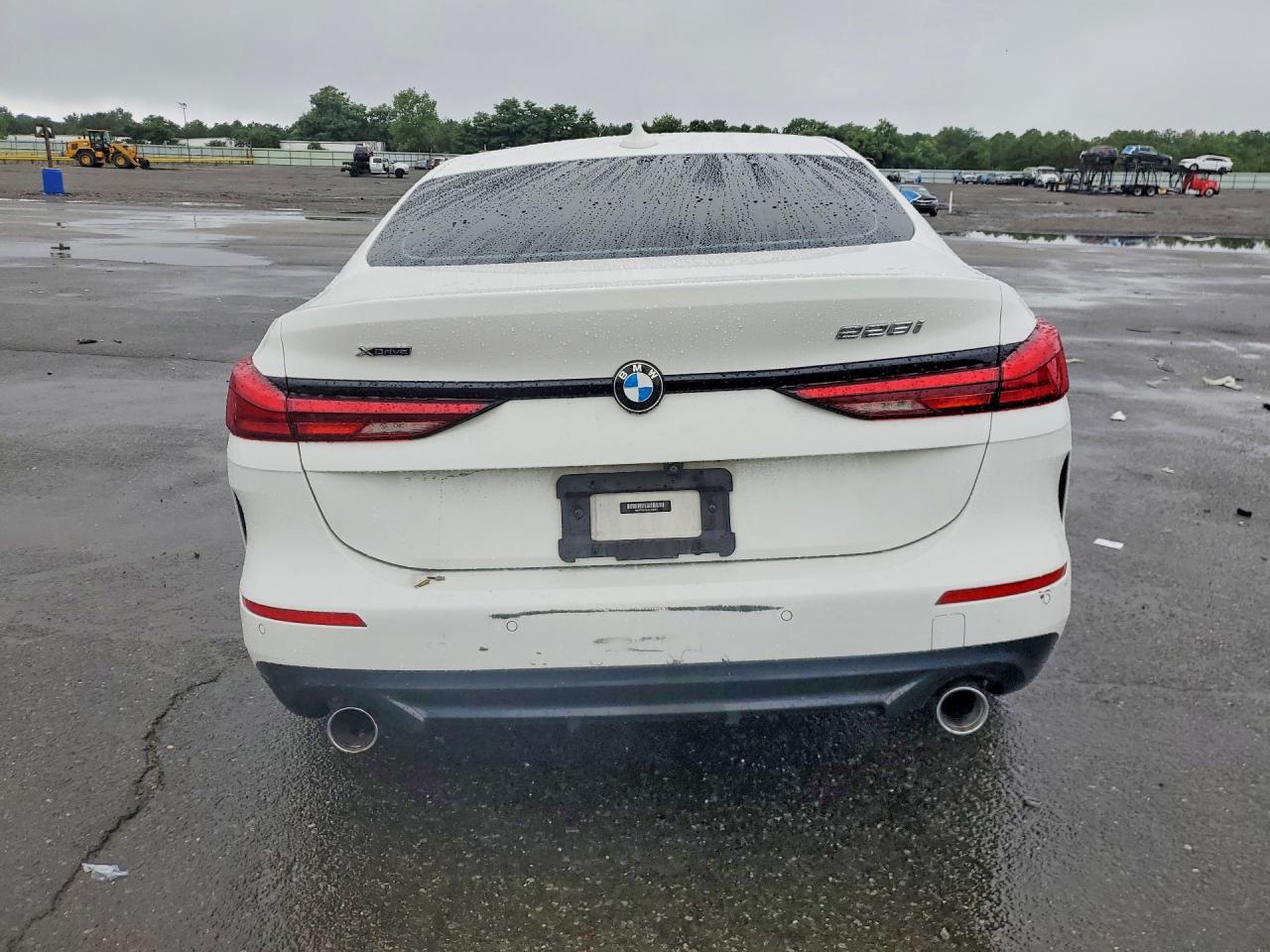 2021 BMW 228Xi - Фото 6