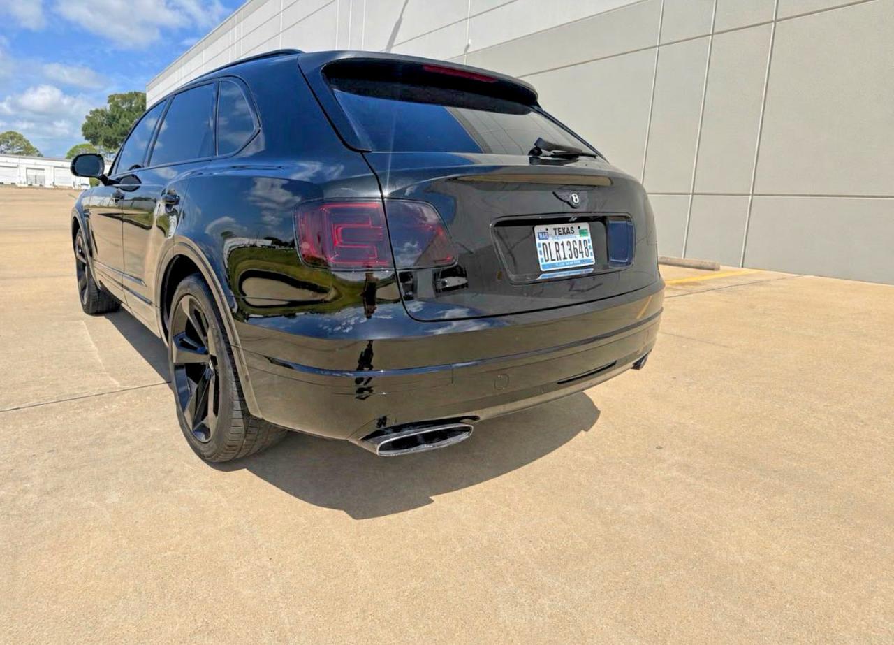2017 Bentley Bentayga - Фото 3