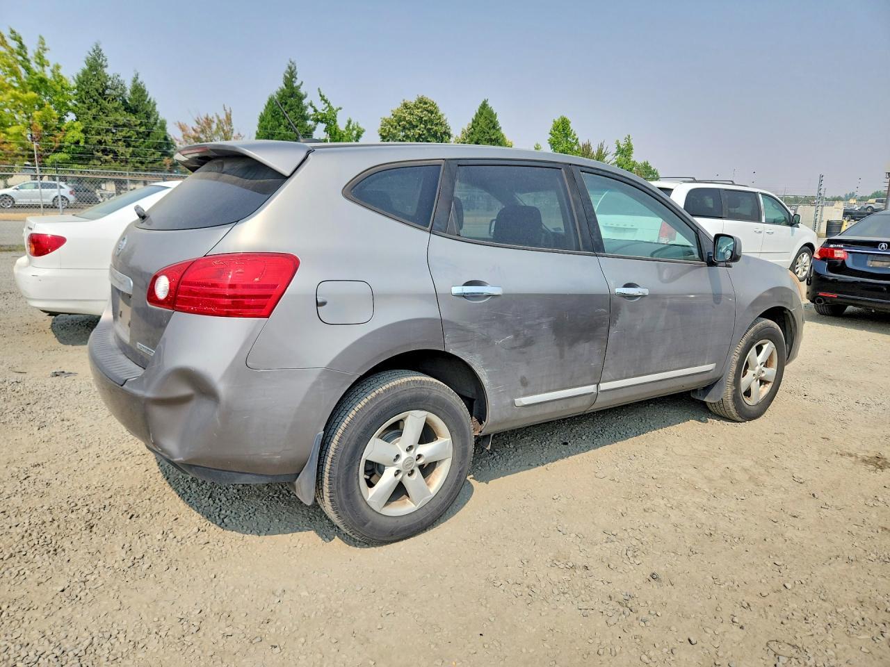 2013 Nissan Rogue S - Image 3