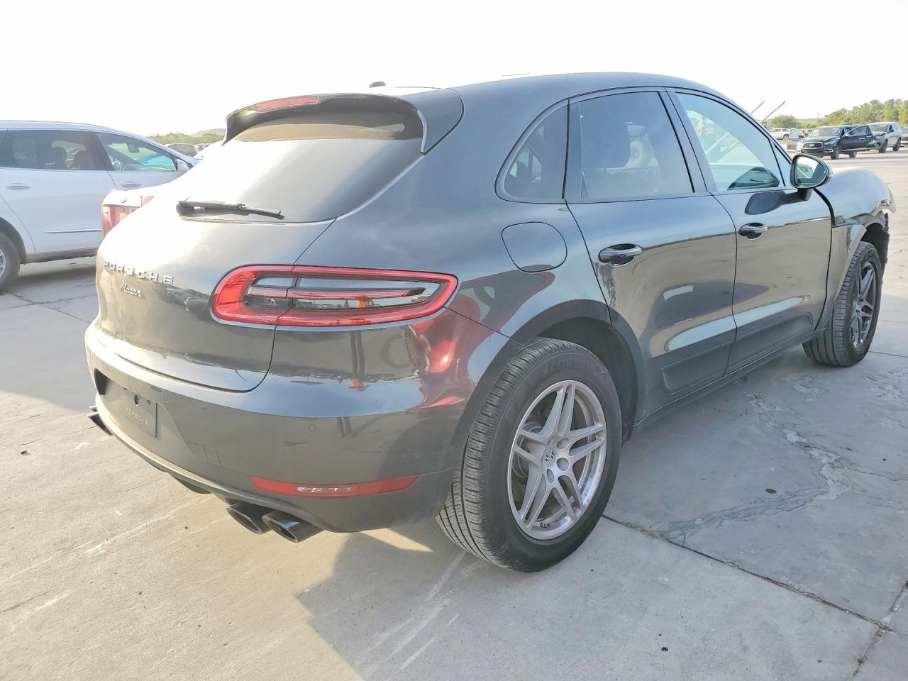 2018 Porsche Macan Macan - Фото 3
