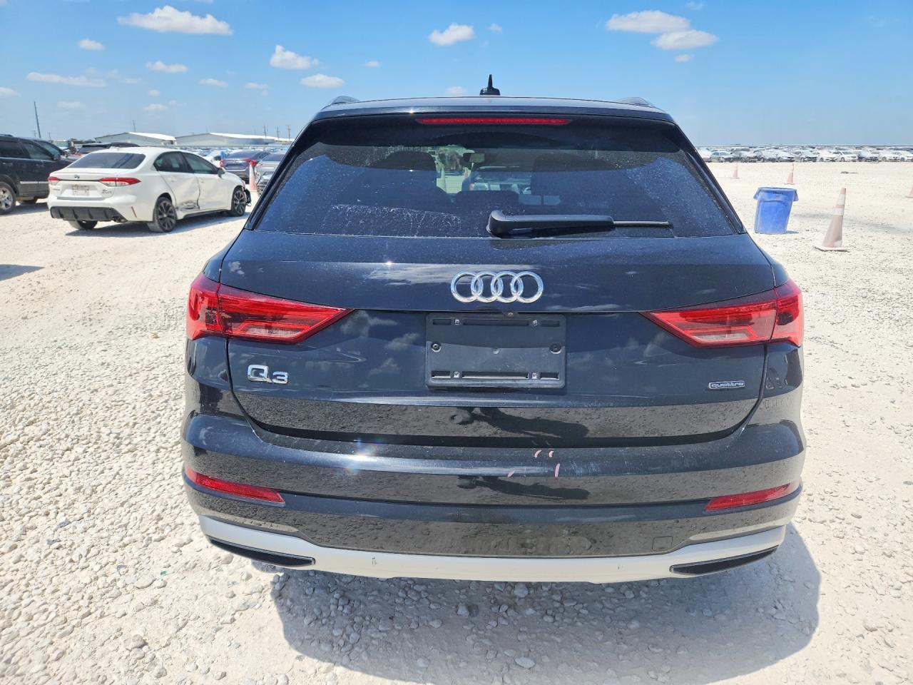 2019 Audi Q3 Premium - Фото 6
