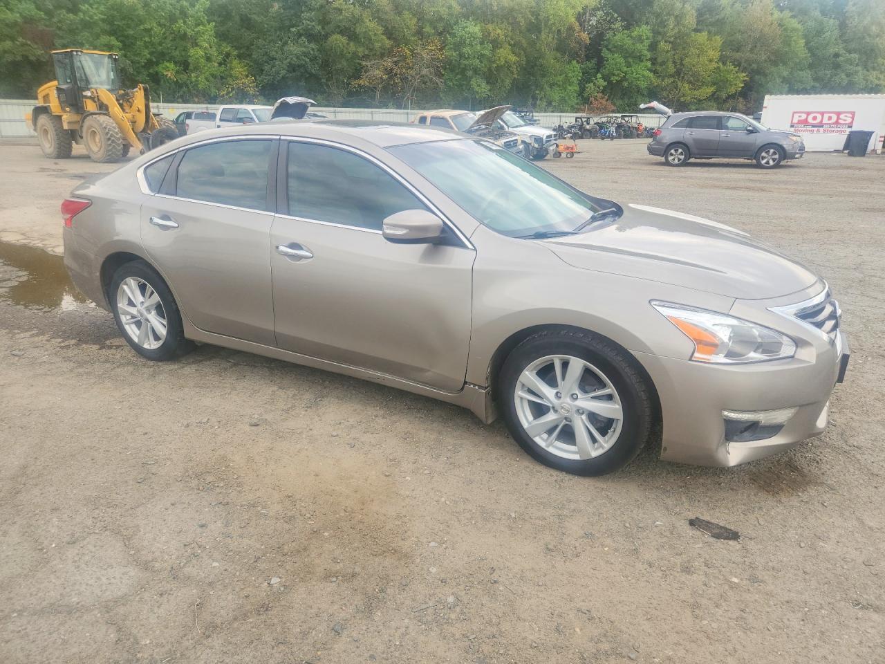 2013 Nissan Altima 2.5 - Image 4