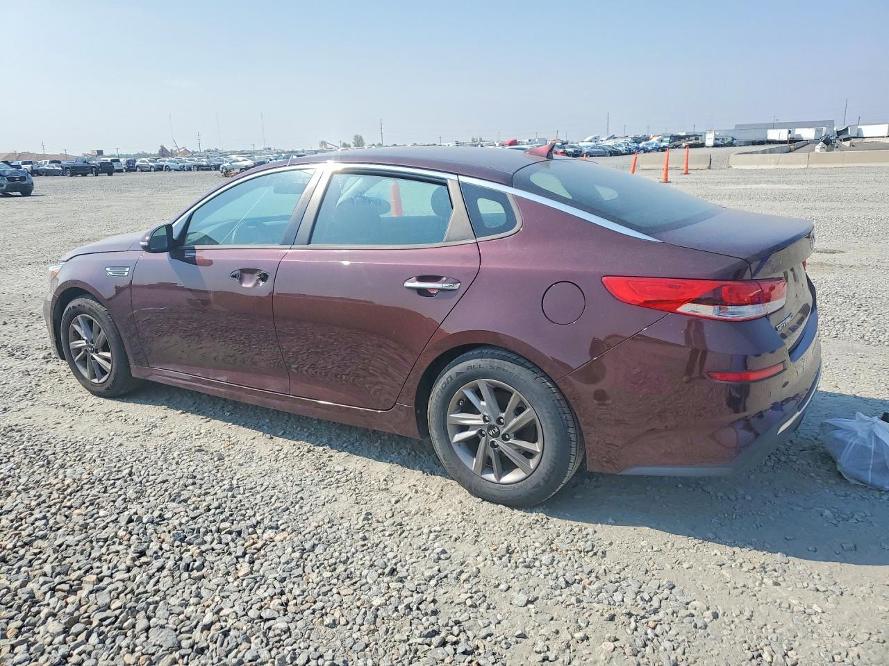 2020 Kia Optima Lx - Фото 2